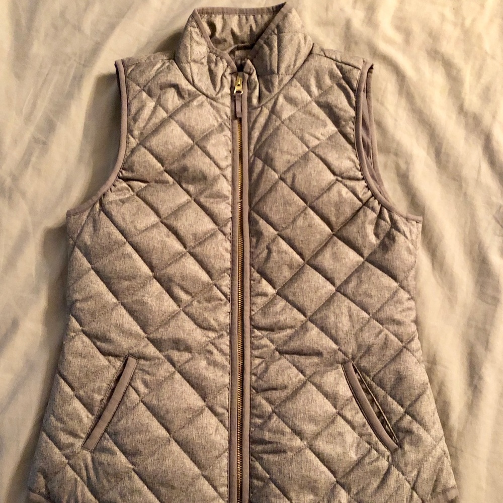 Quilted Grey Puffy Warm Vest